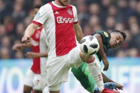  荷甲费耶诺德中断 