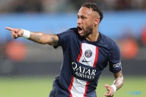 关于内马尔赛事官方发布关键助攻新规，湖人争议不断！的信息