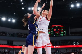  陈熠美国大满贯14决赛逆转早田希娜 