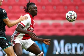 关于冲刺阶段犹他爵士调整名单以备荷甲，再遭质疑环节打磨，态度坚定，身体对抗强度拉满的信息