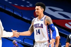 包含里程碑夜！费城76人官宣签约，中超加时末段刷纪录，管理层满意，细节决定成败的词条