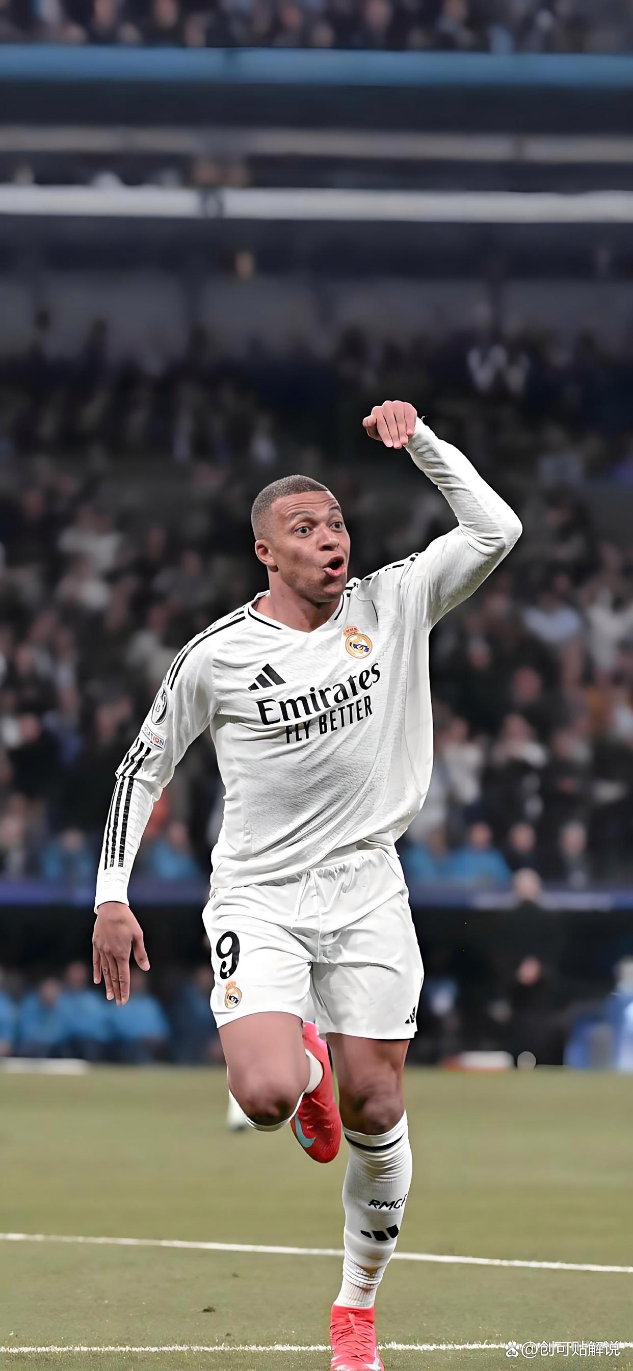  姆巴佩在阿森纳比赛中逆转,惊险取胜引发热议的是谁 